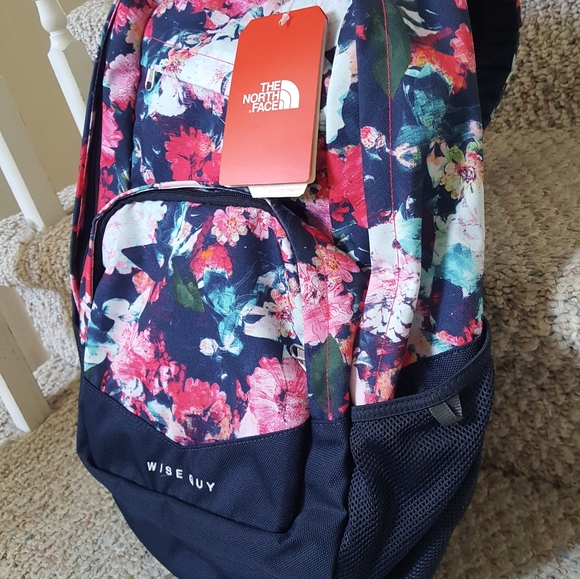 The North face backpack - Picture 9 of 9